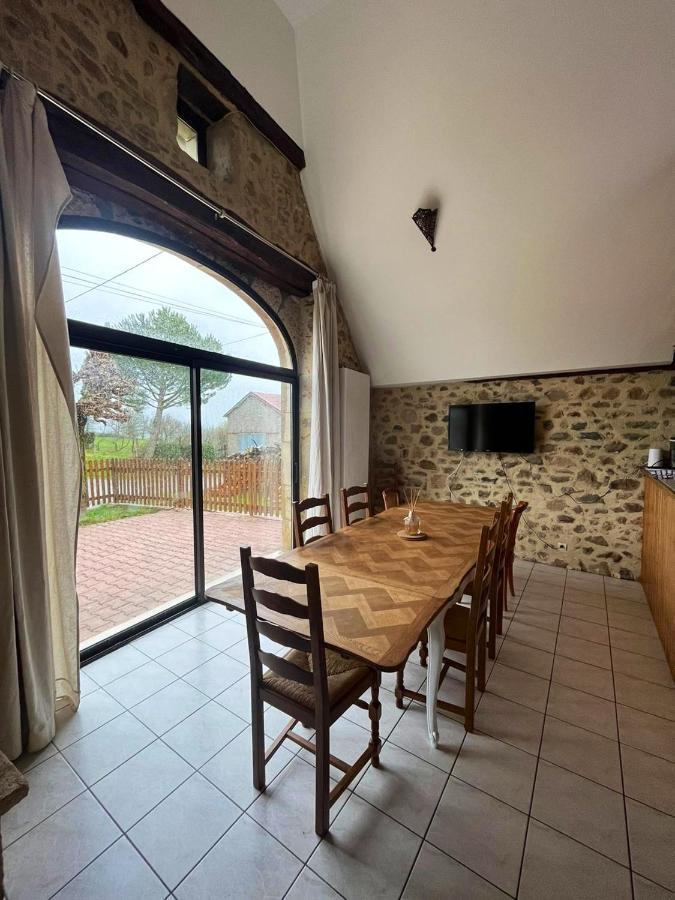 Maison Charmante A Maleville Avec Jardin Prive Et Parking.B Buitenkant foto
